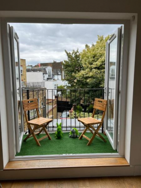 Charming 2 bed apartment Free WiFi close to Camden